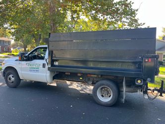 2016 Ford F350 Dump Truck