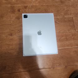 Apple 12.9-inch iPad Pro Wi‑Fi + Cellular 128GB - Silver, Model MHNT3ll/A, A2379 With BOX