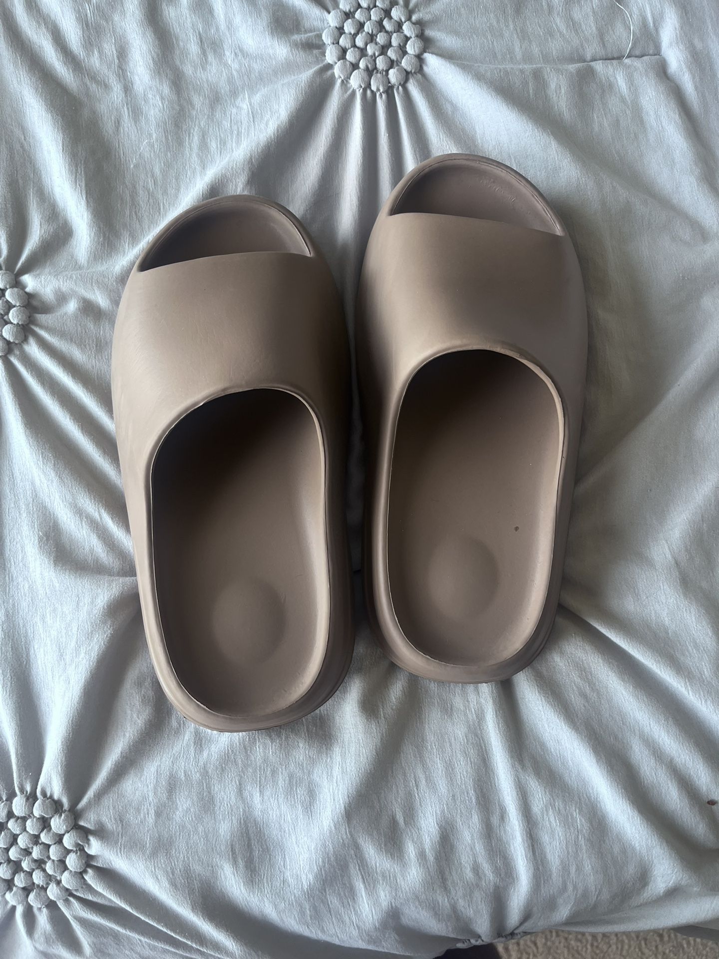 slippers size 7 women’s