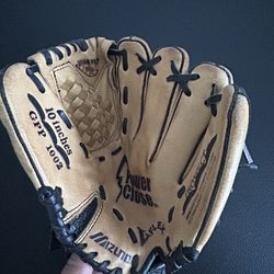 Baseball Glove Mazuno Baseball Glove Size 10 Used In Excellent Condition