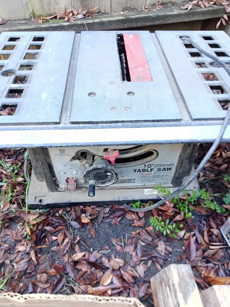 Table Saw