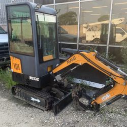 2024 Excavator 