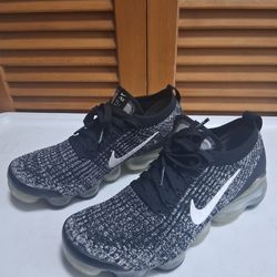 Nike Air VaporMax Flyknit 3 Oreo Women's Sneaker * Size: 8