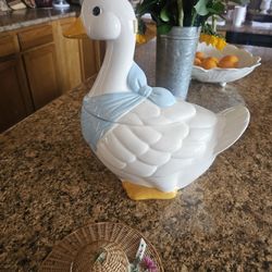 Vintage Cookie Jar