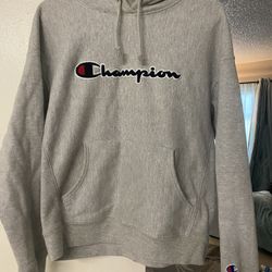 Women’s Champion Hoodie Sweater Size Large