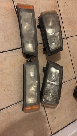 Chevy 03 To 06 Headlights