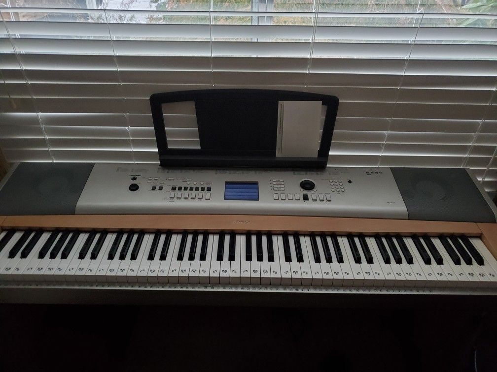 Up For Sale Or Trade Yamaha Ypg 635 Electronic Keyboard Piano