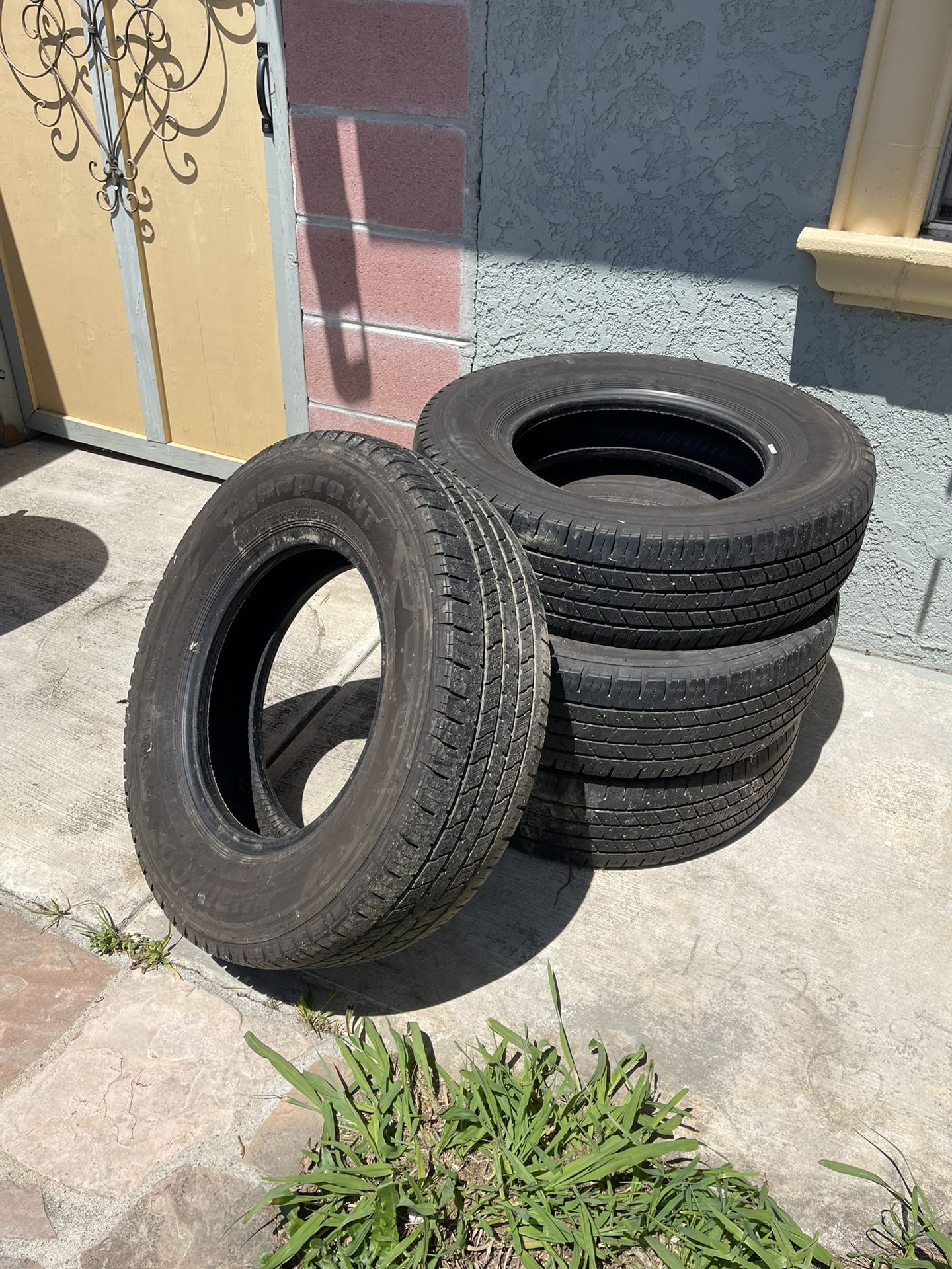 Tires R16