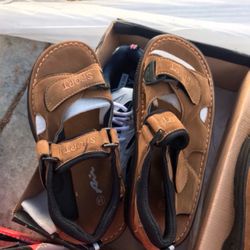 Sandals 8.5