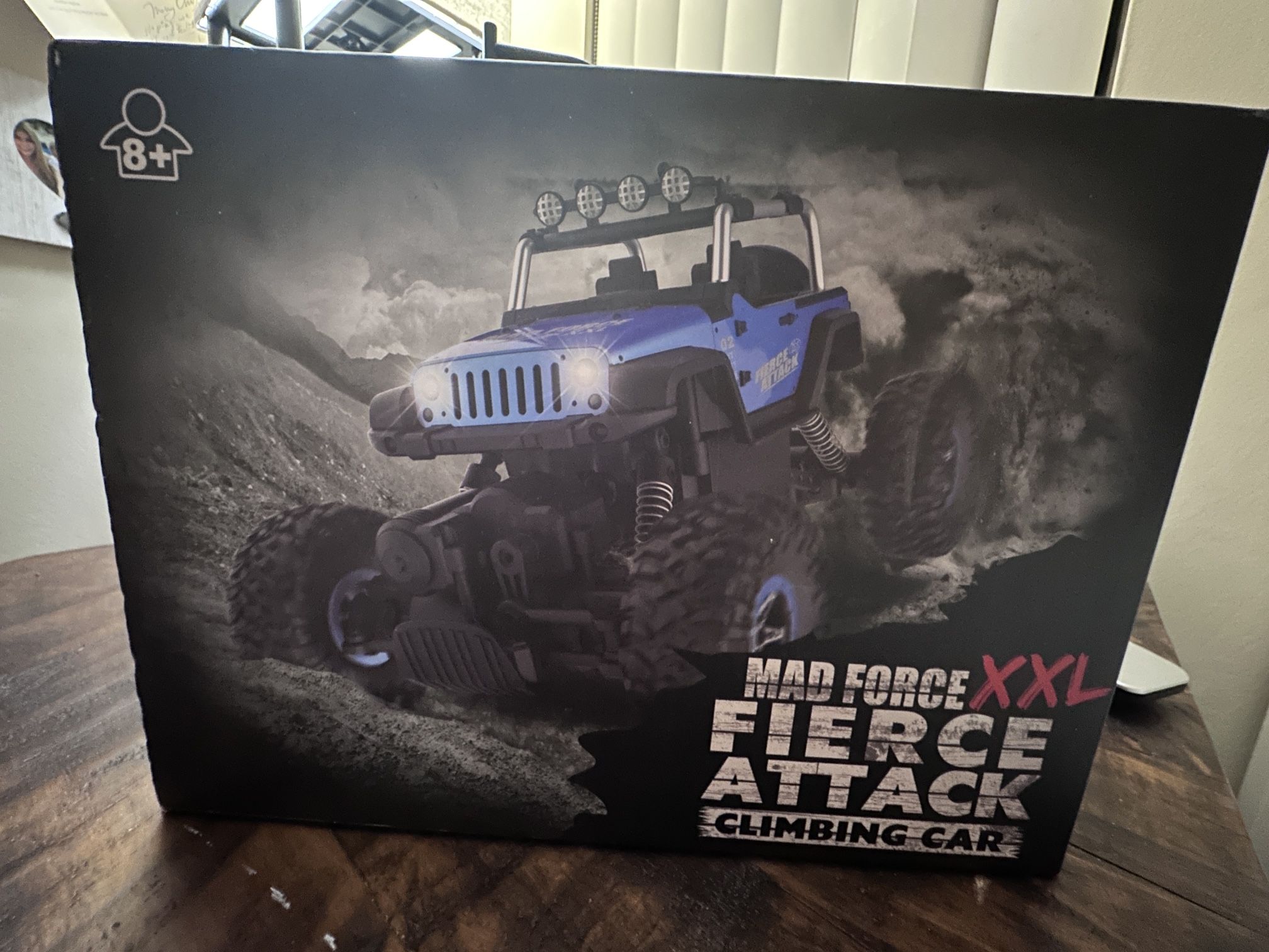 🎄🎅 MAD FORCE XXL Fierce Attack Climbing Car 🎄🔥