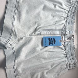 Hunter Bell Aspen SHORT- Light Wash XL