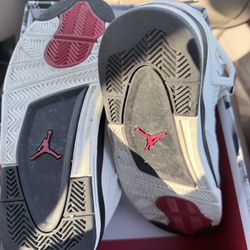 Boys Jordan Sneakers