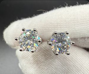 Moissinite VVS Silver Earrings 1 kt