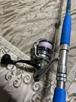 Saragosa Fishing Reel Combo for Sale in Miami, FL - OfferUp