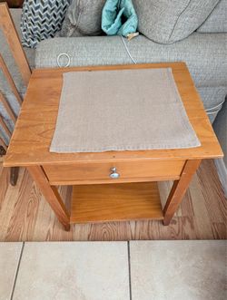 Side Tables / Night Stands