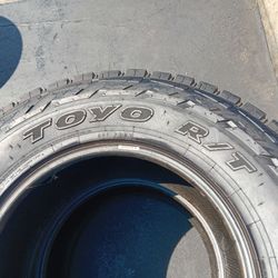 4 llantas Lt 285 75 R18 Toyo open country R/T
