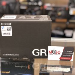 Ricoh GRIIIx Urban Edition