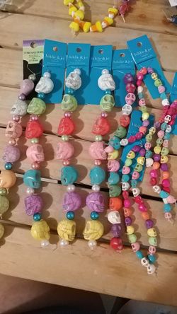 Natural Turquoise Stone Skull Beads