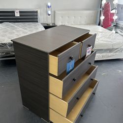 5 Drawers Jumbo Dresser Available In Different Colors 