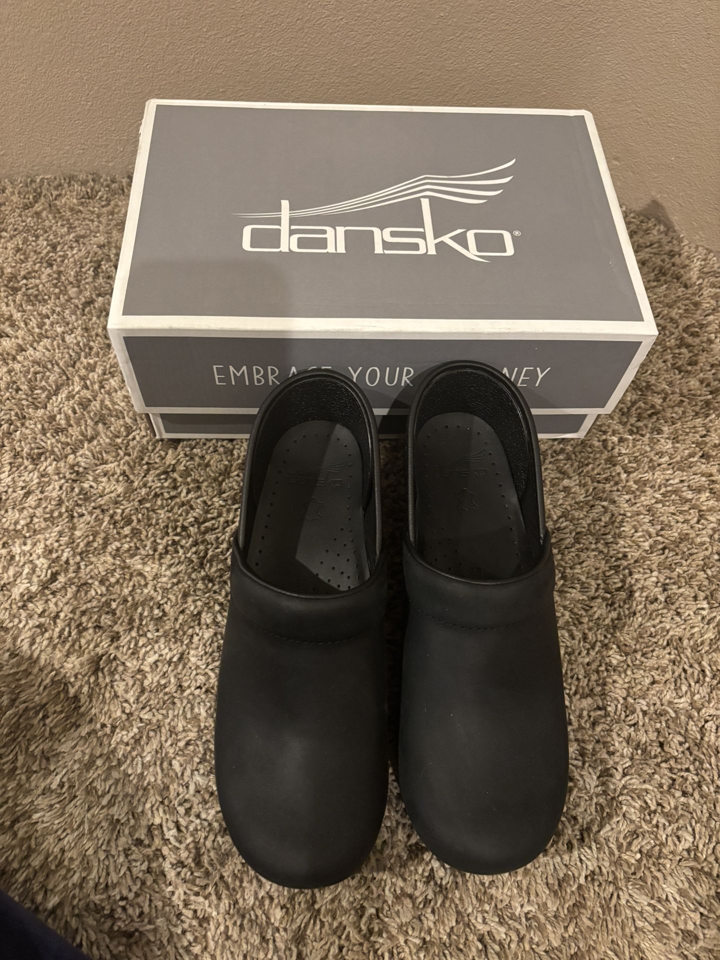 Ladies Dansko Size 38 Brand New
