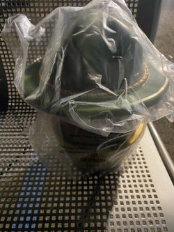 Super Troopers 3 130oz 3D Totem Bucket W/ Hat Lid Sealed New Mint Theater Exclusive