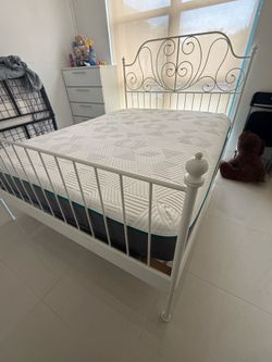 Queen bed
