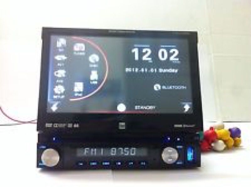 XDVD110BT Dual 7-Inch Touch Screen