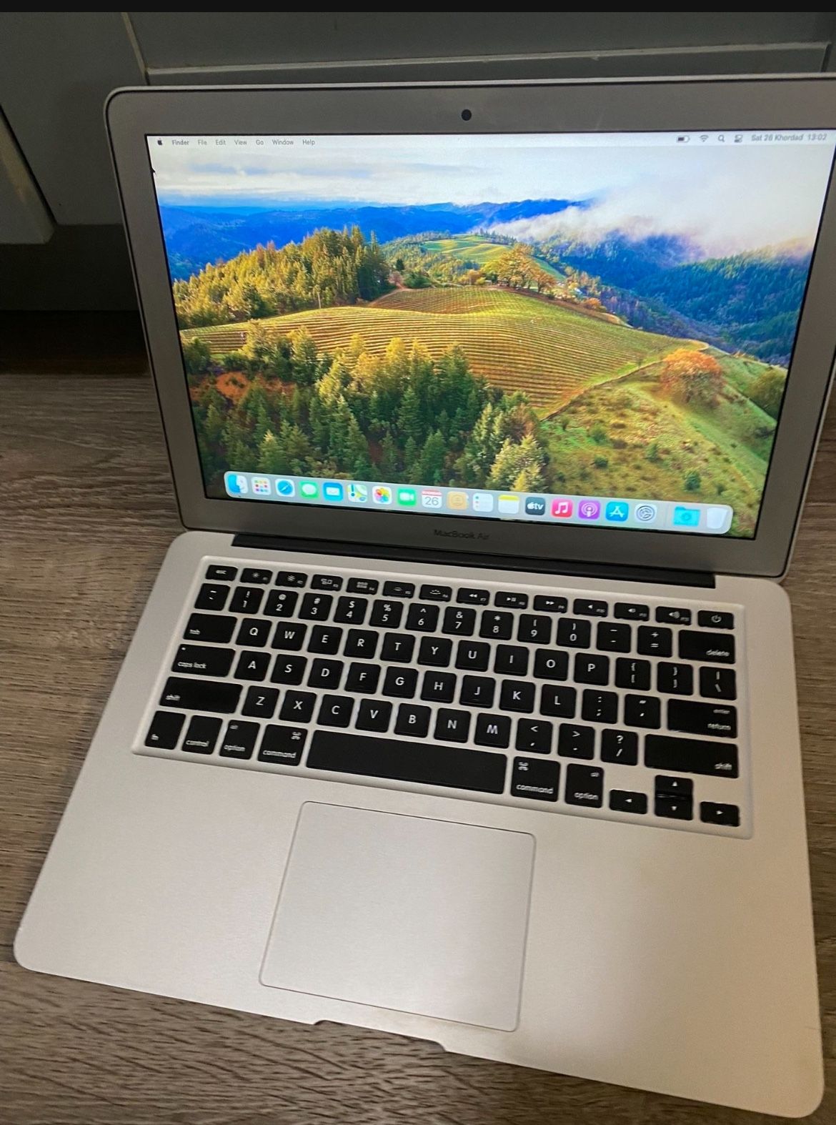 MacBook Air 13 Inch Includes Charger 