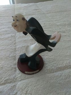 Wine bottle holder