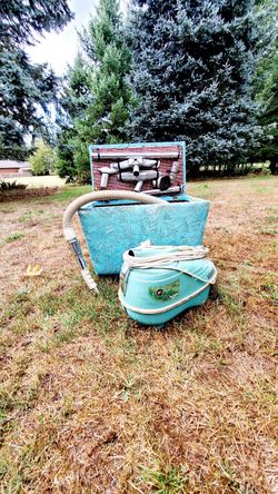 Vintage Interstate Compact Vacuum 23rd Anniversary Model Works.Â