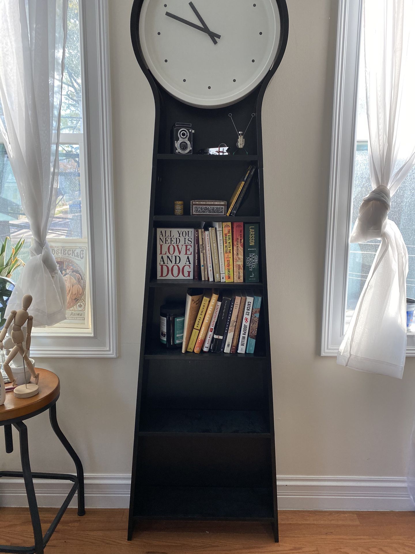 Accent grandfather clock with shelves