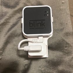 Blink Sync Module 2 With Outlet Wall Mount
