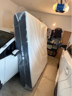 Nectar king  foam mattress new