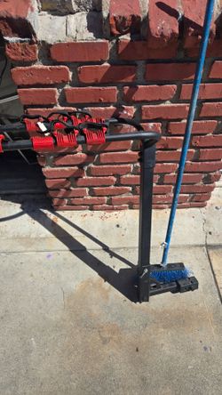 hanging hitch bike rack.