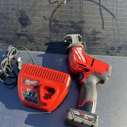 Milwaukee M12 Haczall Fuel Con Bateria Y Cargador $100 Firme Precio 