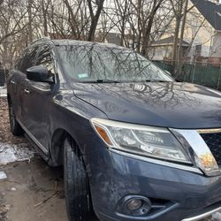 2014 Nissan Pathfinder