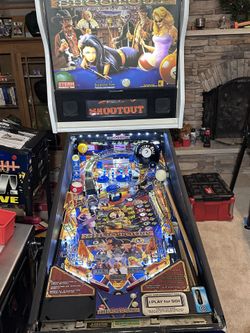 Sharky’s Shootout Pinball