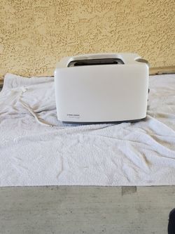 Toaster (Black and Decker)