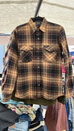 Wrangler Flannel Plaid Button-Up Shirt