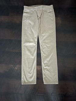 Men’s Khaki Levi’s Straight Leg Pants (Size w 30 L30)