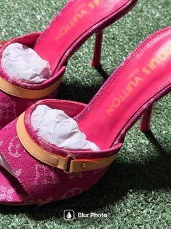 Designer pink heels size 39