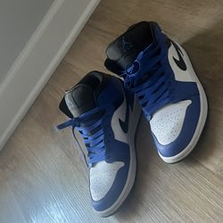 Air Jordan 1 Mid 'Game Royal'