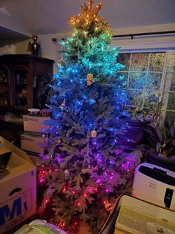 Programmable Led 7' Christmas Tree.