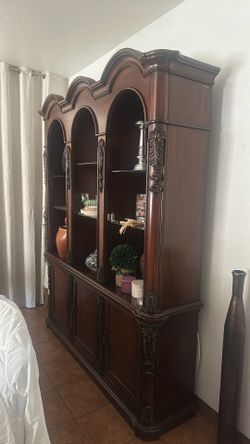 Display cabinet