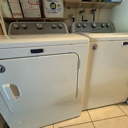 Maytag Bravos Washer And Dryer Side By Side Set