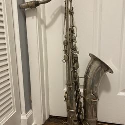 TENOR C-G -CONN VINTAGE SAXOPHONE NEEDS SOME WORK 