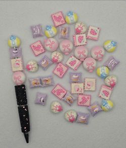 Bow/ Cake/ HK Acrylic Beads