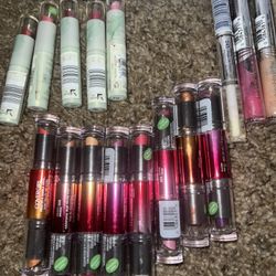 NEW LIPSTICK. LIPGLOSS 