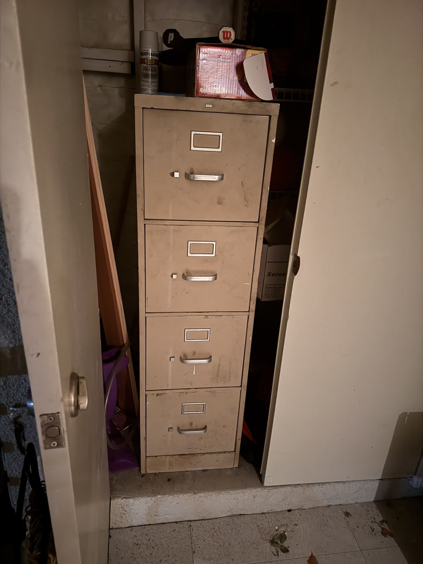 4 Drawer File Cabinet