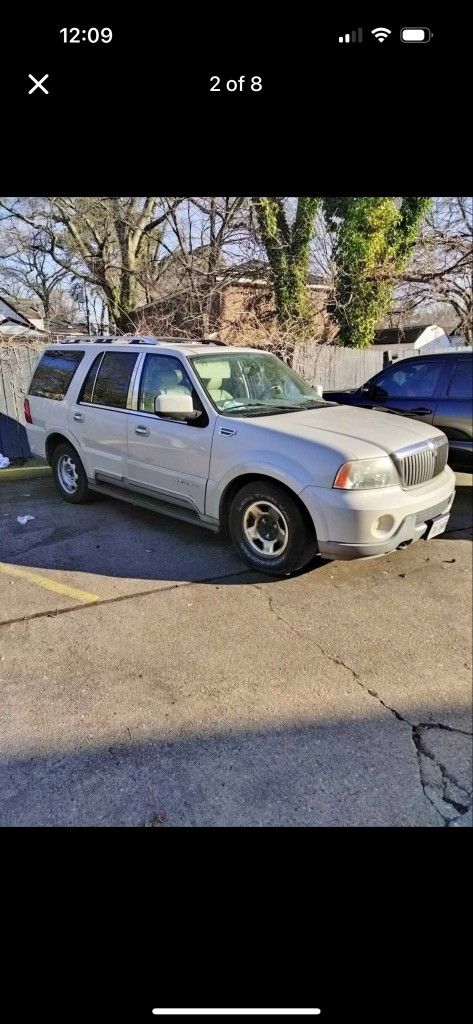 2004 Lincoln Navigator